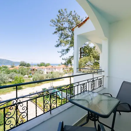 Hotel de apartamente Blue Bay Skala Potamia